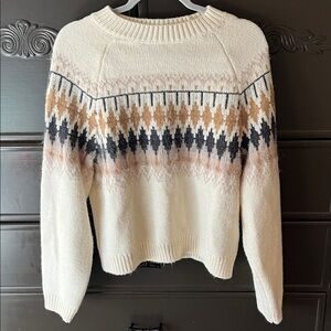 American Eagle Cream Fair Isle Knit Sweater with Black & Tan Pattern